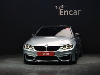 2018 BMW M4 照片 2