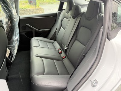 2026 Tesla MODEL 3 — миниатюра 57