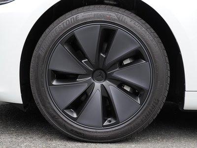 2026 Tesla MODEL 3 photo 4
