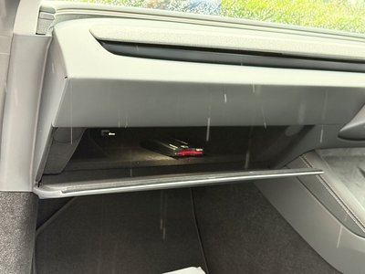 2026 Tesla MODEL 3 — миниатюра 49