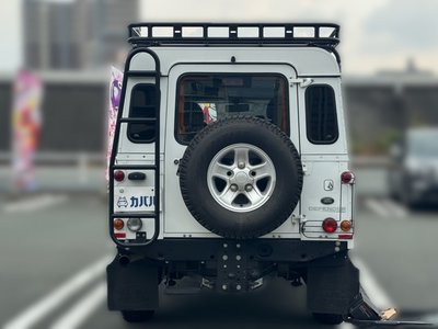LAND ROVER DEFENDER 110 - 4