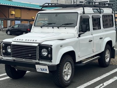 LAND ROVER DEFENDER 110 - 1