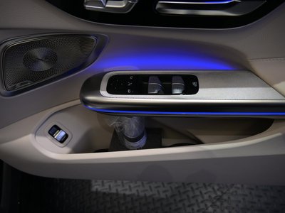 2025 Mercedes-BENZ CLE — миниатюра 31