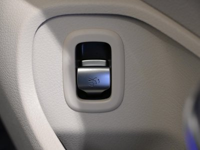 2025 Mercedes-BENZ CLE — миниатюра 21