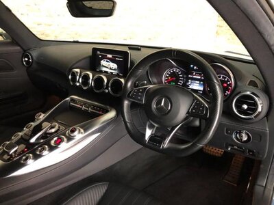 MERCEDES-BENZ GT AMG - 10