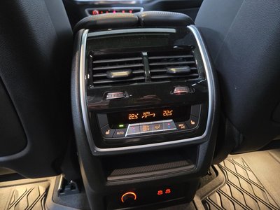 2024 BMW X7 — миниатюра 18