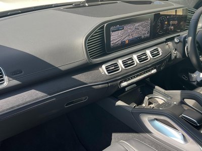 MERCEDES-BENZ GLS - 8