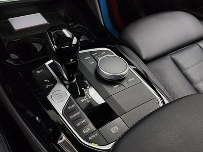 2022 BMW X4 — миниатюра 12
