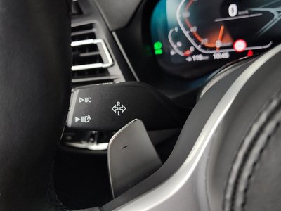 2022 BMW X4 — миниатюра 34