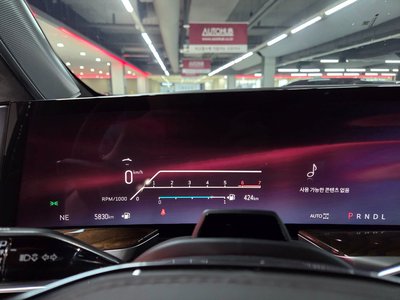 2025 Cadillac ESCALADE 5TH GENERATION — миниатюра 15