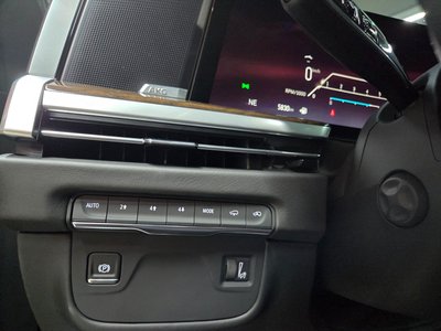2025 Cadillac ESCALADE 5TH GENERATION — миниатюра 16