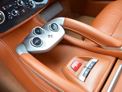 2013 Ferrari FF — миниатюра 13