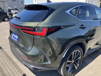 2023 Lexus NX photo 3