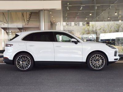 PORSCHE CAYENNE - 2