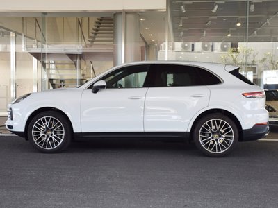 PORSCHE CAYENNE - 3