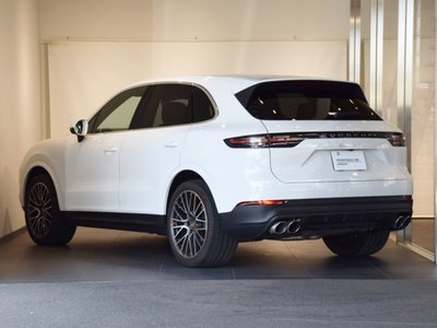 PORSCHE CAYENNE - 4