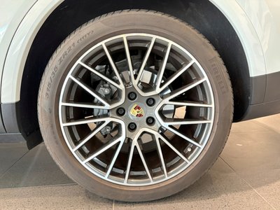 PORSCHE CAYENNE - 7