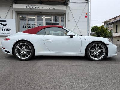 PORSCHE 911 - 4