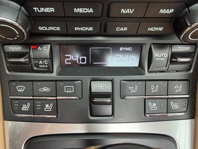 PORSCHE 911 - 9