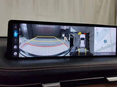 2021 Genesis GV70 — миниатюра 21
