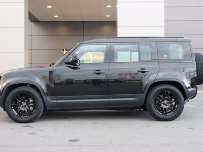 LAND ROVER DEFENDER - 6