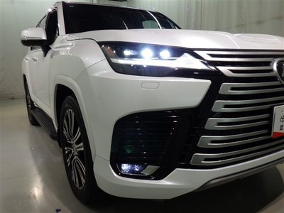 LEXUS LX - 8