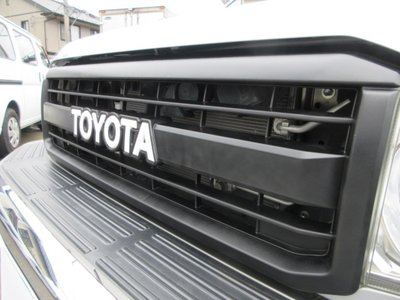 صورة مصغرة 40 لـ 2015 Toyota LAND CRUISER 70