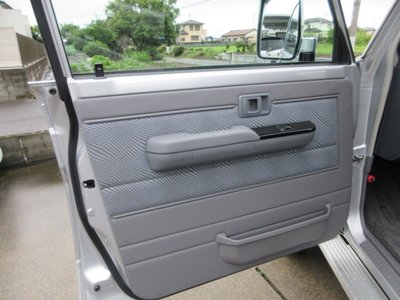 صورة مصغرة 45 لـ 2015 Toyota LAND CRUISER 70