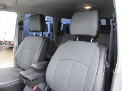 صورة مصغرة 13 لـ 2015 Toyota LAND CRUISER 70