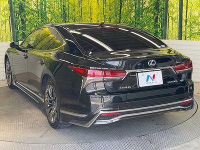 صورة مصغرة 30 لـ 2019 Lexus LS