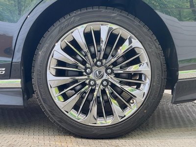 صورة مصغرة 26 لـ 2019 Lexus LS