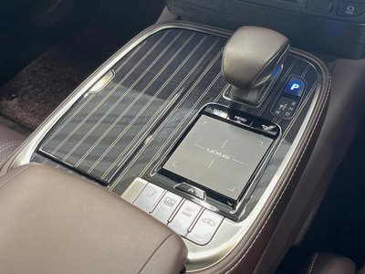 صورة مصغرة 49 لـ 2019 Lexus LS