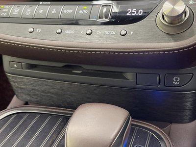 صورة مصغرة 48 لـ 2019 Lexus LS