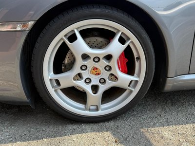 2004 Porsche 911 thumbnail 18