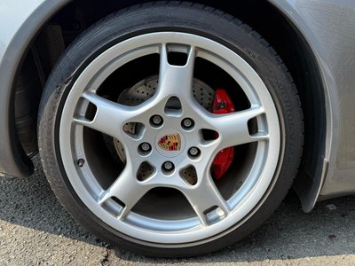 2004 Porsche 911 thumbnail 16
