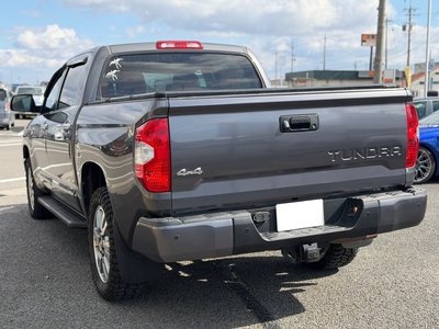 TOYOTA TUNDRA - 8