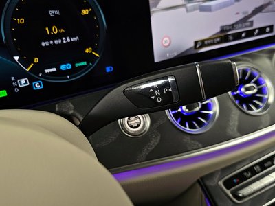 MERCEDES-BENZ CLS - 9