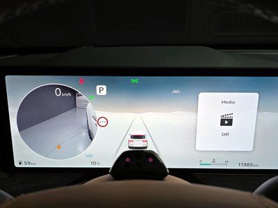 GENESIS GV80 - 8