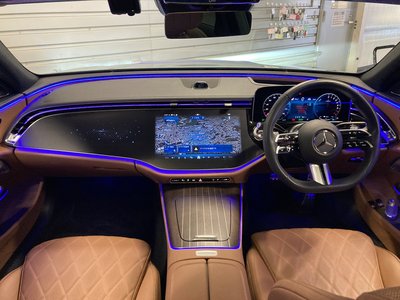 MERCEDES-BENZ E-CLASS - 4