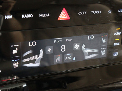 2024 Genesis G80 (RG3) — фото 9