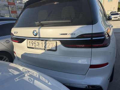 2025 BMW X7 照片 2
