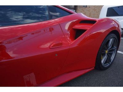 صورة 8 لـ 2018 Ferrari 488 GTB
