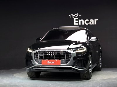 2021 AUDI Q8 照片 2