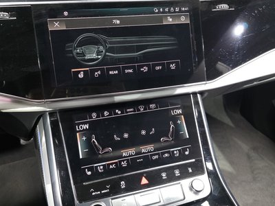2021 AUDI Q8 thumbnail 33