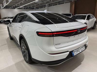 TOYOTA CROWN CROSSOVER - 4