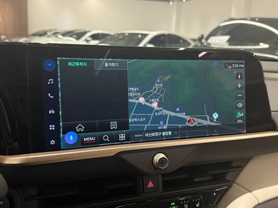 TOYOTA CROWN CROSSOVER - 10