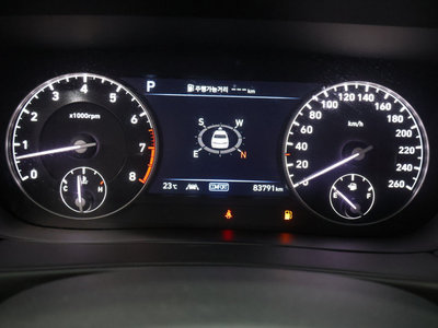 2021 Genesis G90 thumbnail 11