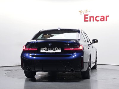 صورة 4 لـ 2025 BMW 3 SERIES