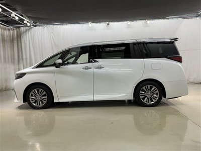 TOYOTA ALPHARD - 4