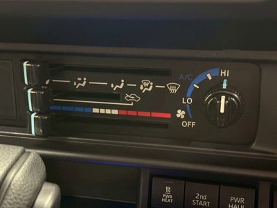 2024 Toyota LAND CRUISER 70 缩略图 76